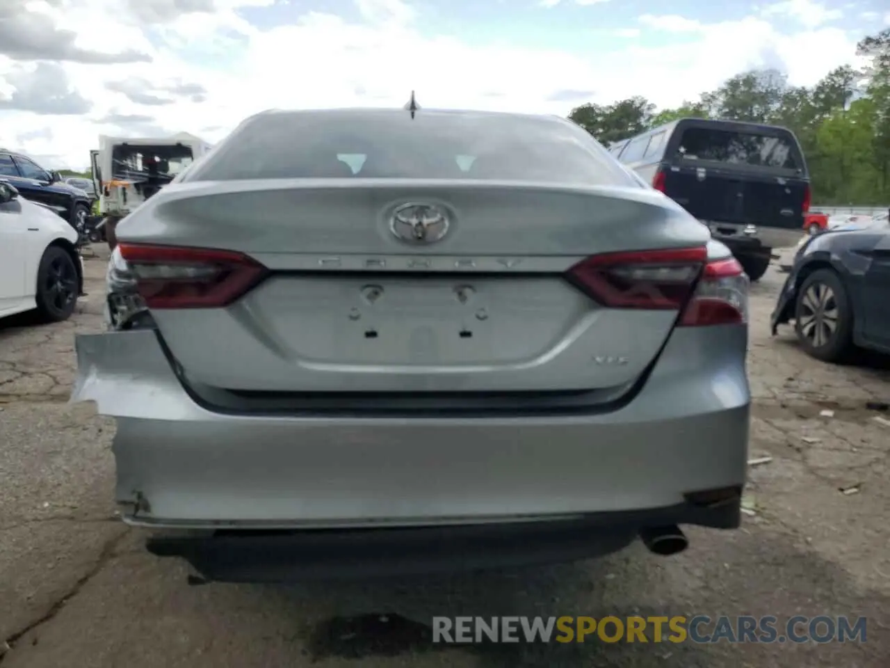 6 Фотография поврежденного автомобиля 4T1F11AK2RU887079 TOYOTA CAMRY 2024