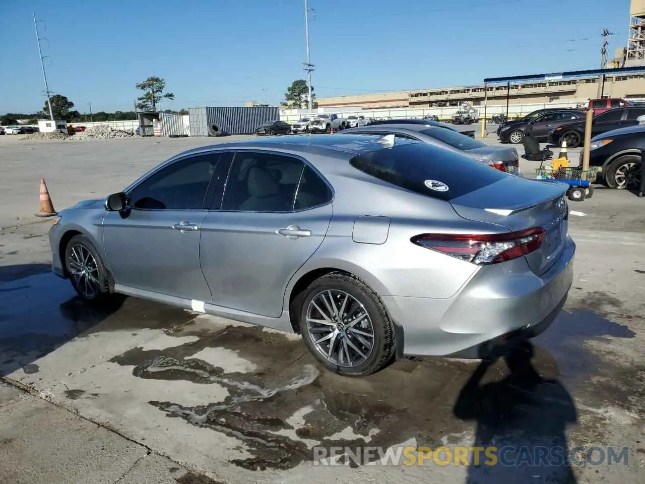 2 Фотография поврежденного автомобиля 4T1F11AK2RU893884 TOYOTA CAMRY 2024