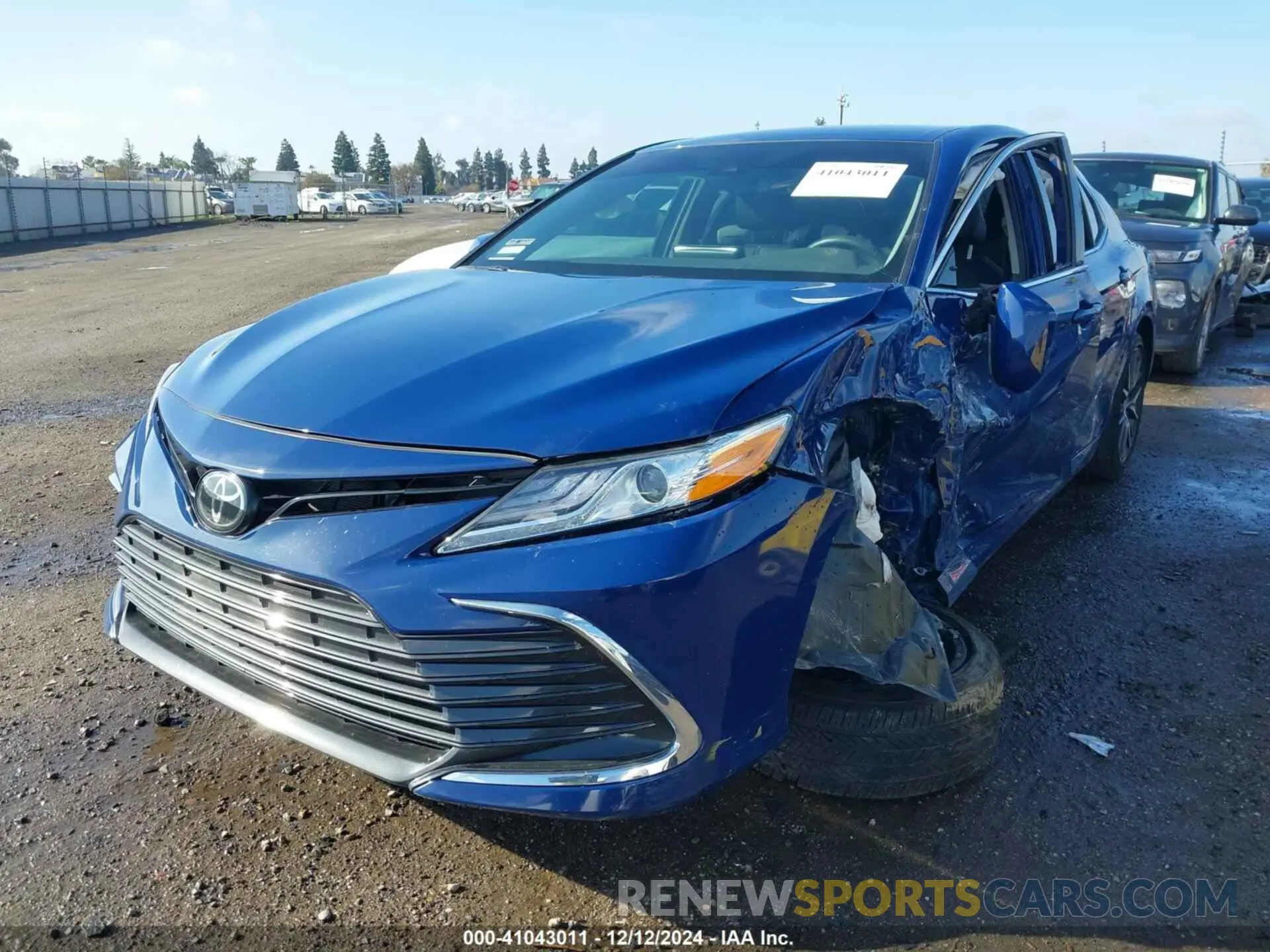 2 Photograph of a damaged car 4T1F11AK7RU209279 TOYOTA CAMRY 2024