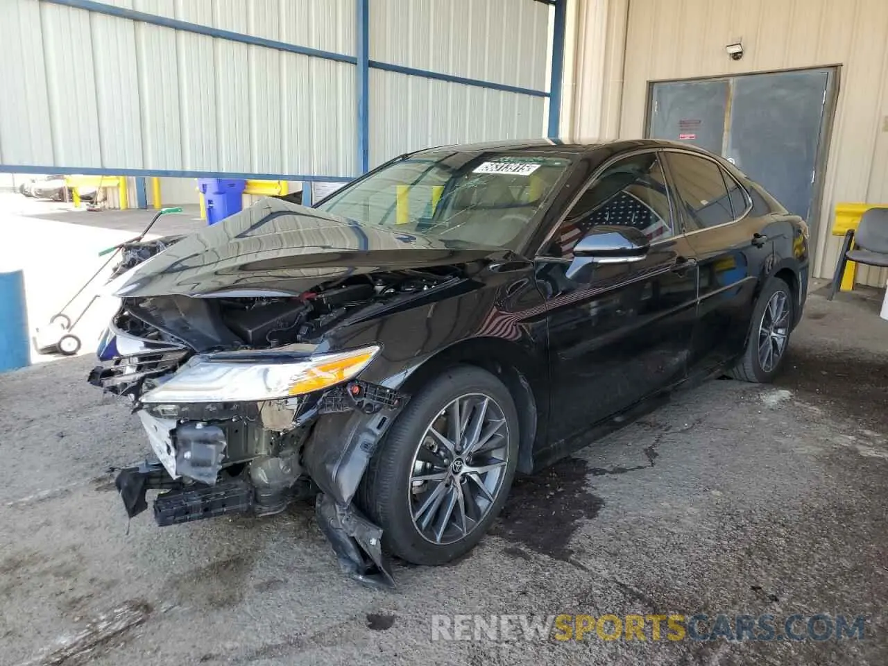 1 Photograph of a damaged car 4T1F11AK8RU891833 TOYOTA CAMRY 2024