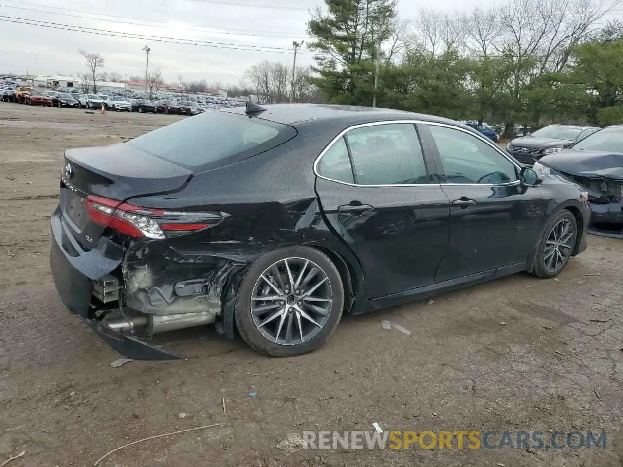 3 Фотография поврежденного автомобиля 4T1F11AKXRU879862 TOYOTA CAMRY 2024