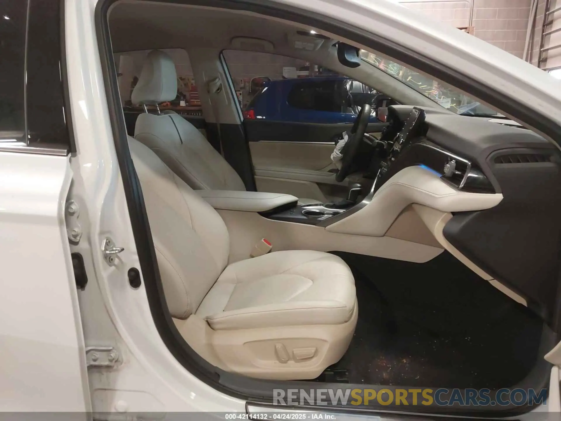 5 Photograph of a damaged car 4T1F11BK6RU120611 TOYOTA CAMRY 2024