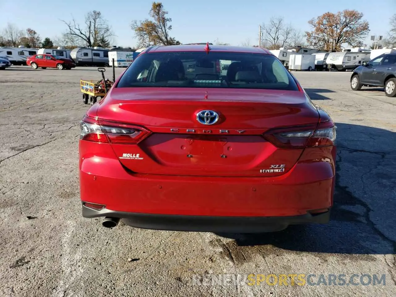 6 Photograph of a damaged car 4T1F31AK1RU072298 TOYOTA CAMRY 2024
