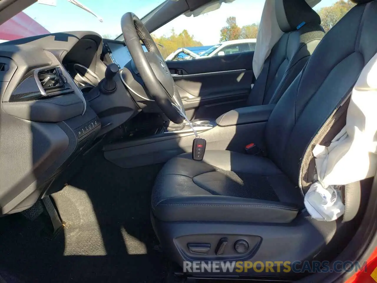 7 Photograph of a damaged car 4T1F31AK1RU072298 TOYOTA CAMRY 2024