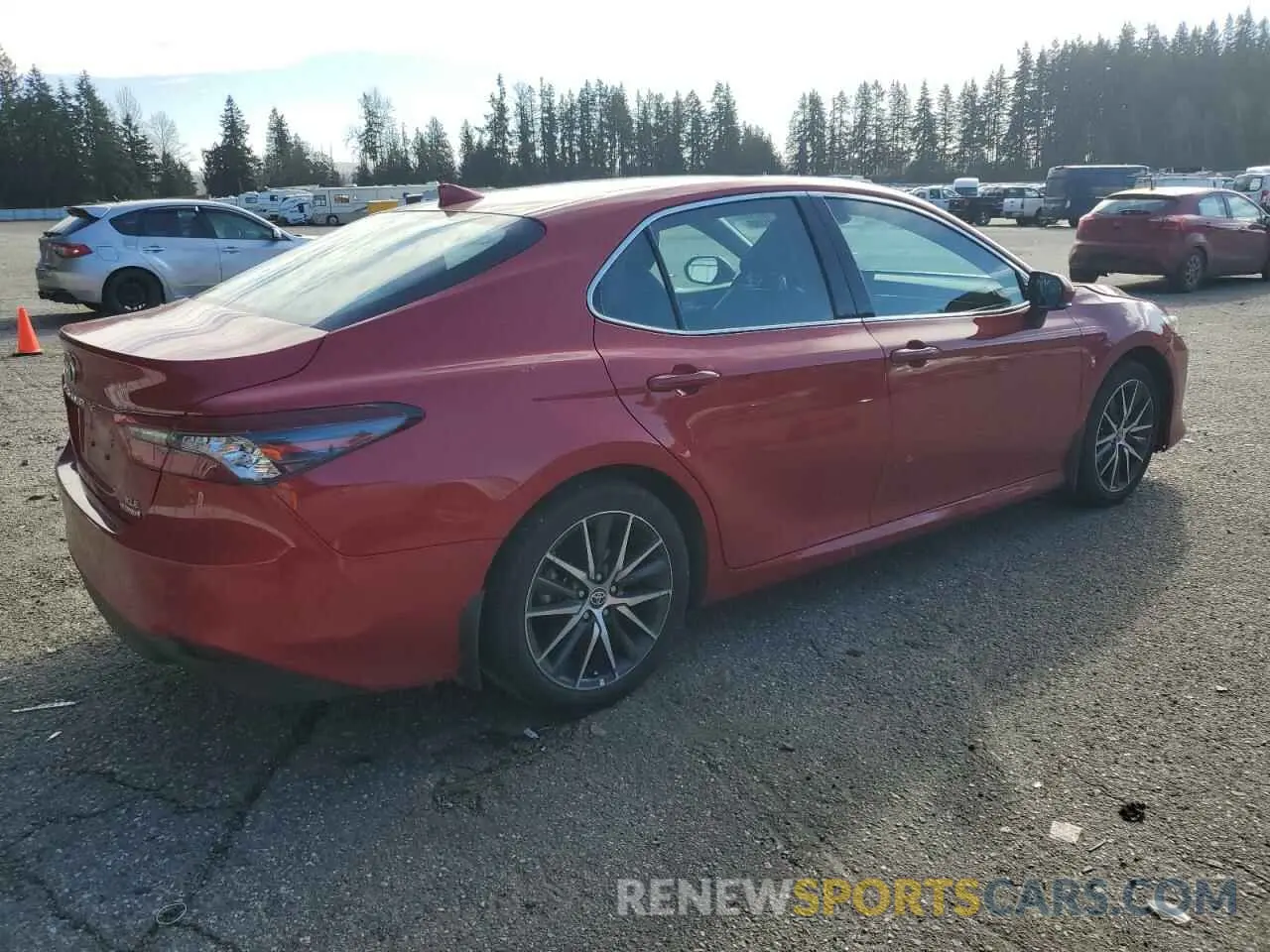 3 Фотография поврежденного автомобиля 4T1F31AK7RU065811 TOYOTA CAMRY 2024