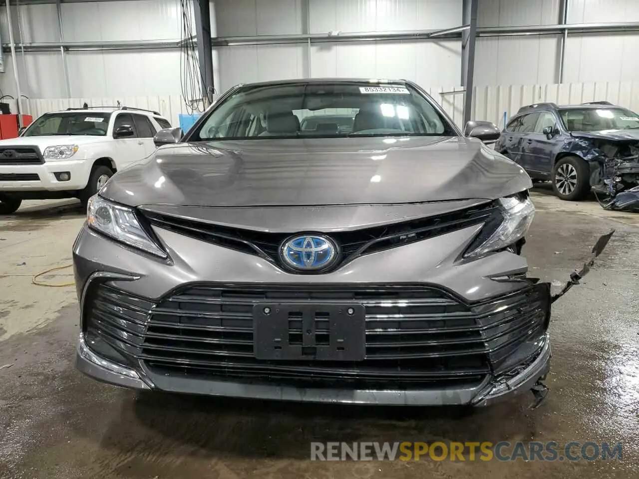 5 Photograph of a damaged car 4T1F31AK7RU072595 TOYOTA CAMRY 2024