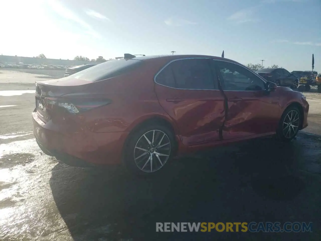 3 Фотография поврежденного автомобиля 4T1FZ1AK3RU094589 TOYOTA CAMRY 2024