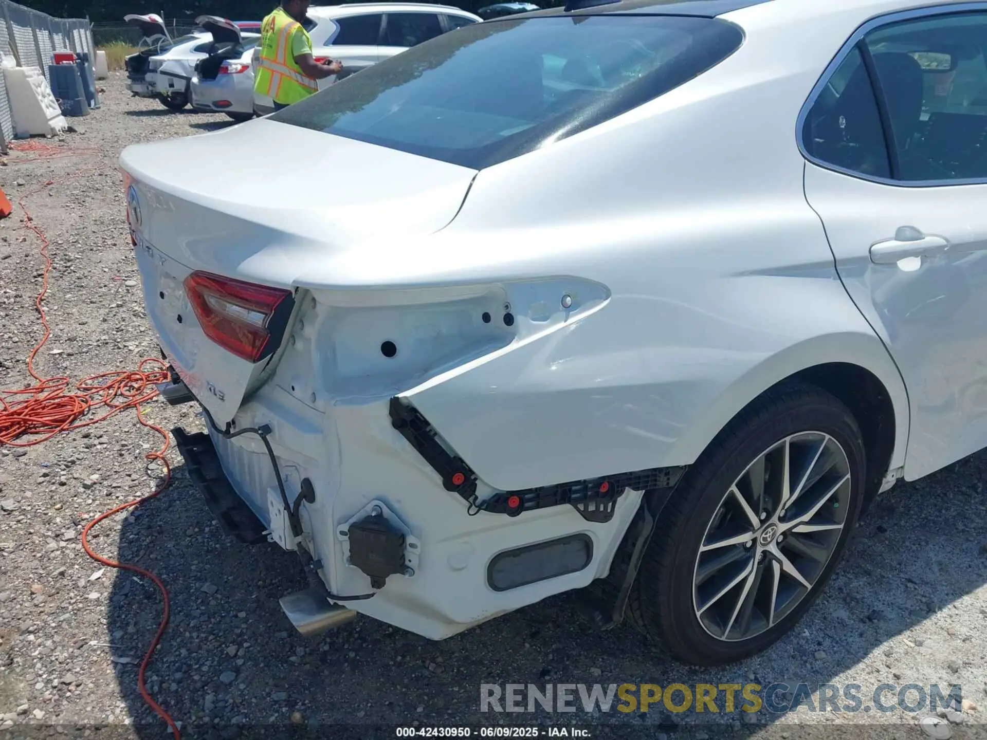 20 Photograph of a damaged car 4T1FZ1AK9RU095424 TOYOTA CAMRY 2024