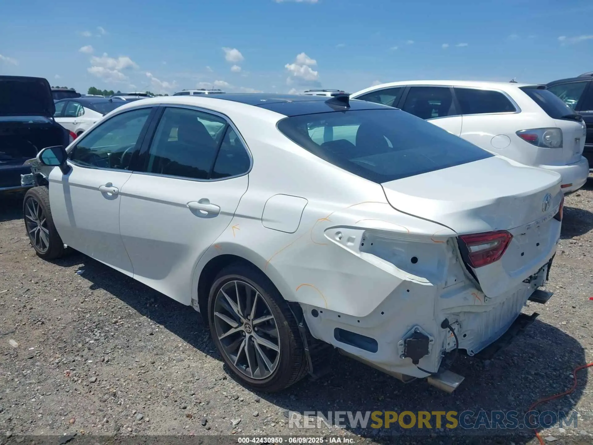 3 Photograph of a damaged car 4T1FZ1AK9RU095424 TOYOTA CAMRY 2024