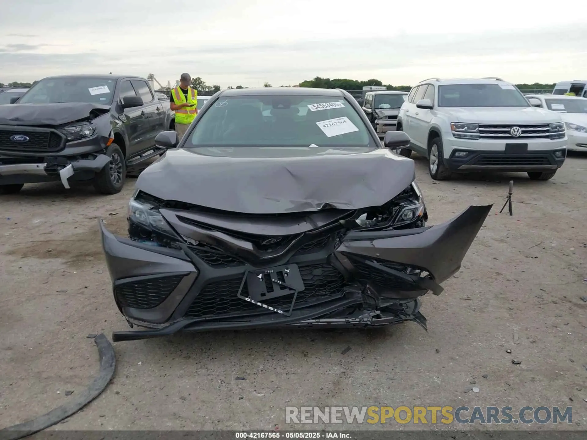 12 Photograph of a damaged car 4T1G11AK0RU885402 TOYOTA CAMRY 2024