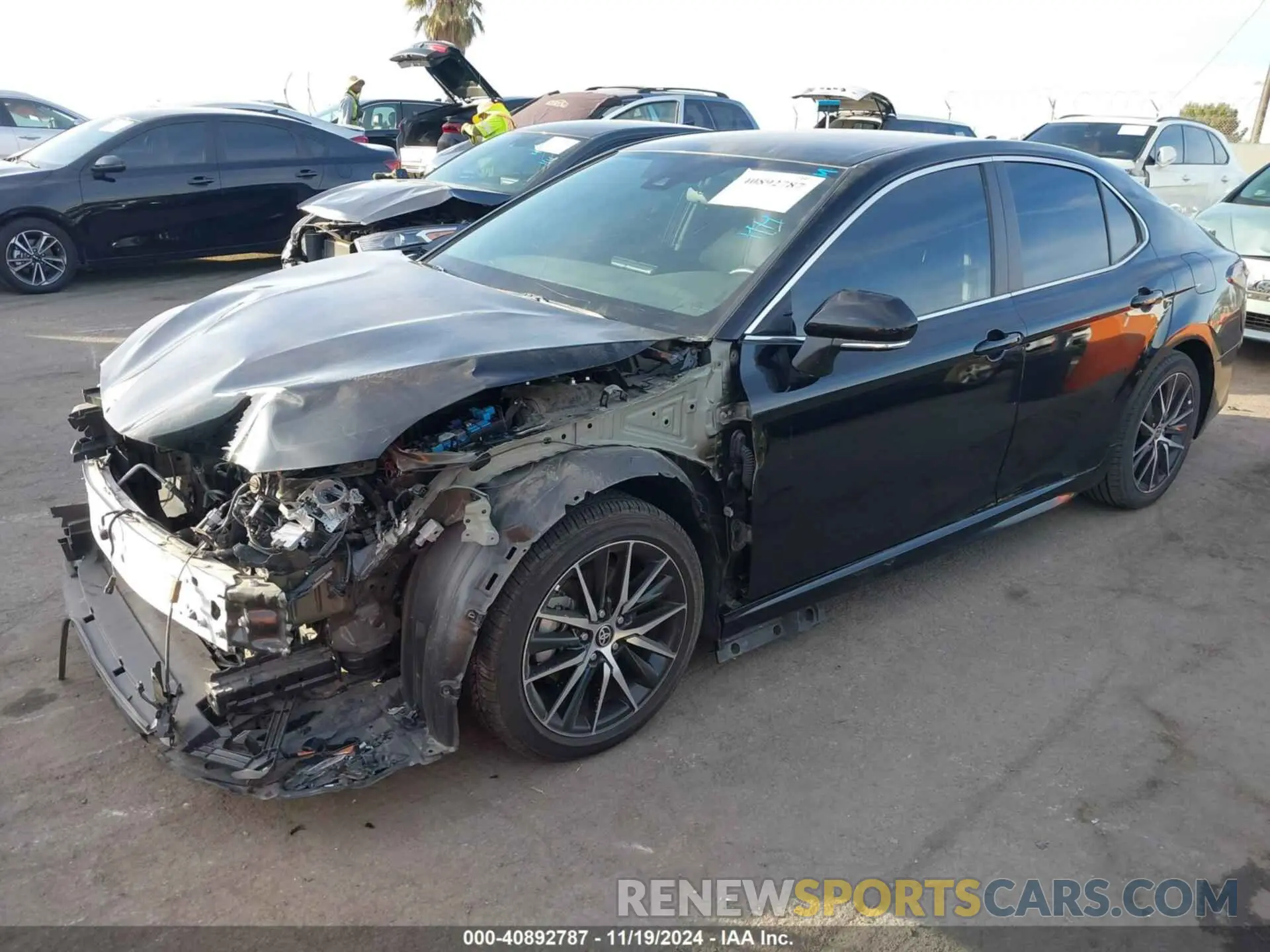 2 Фотография поврежденного автомобиля 4T1G11AK1RU189261 TOYOTA CAMRY 2024
