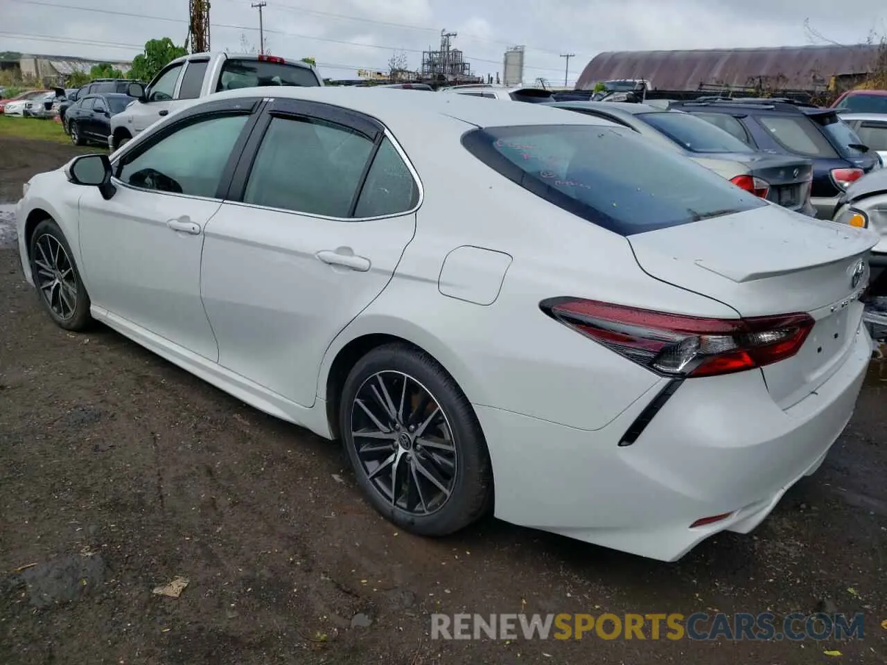 2 Фотография поврежденного автомобиля 4T1G11AK1RU234795 TOYOTA CAMRY 2024