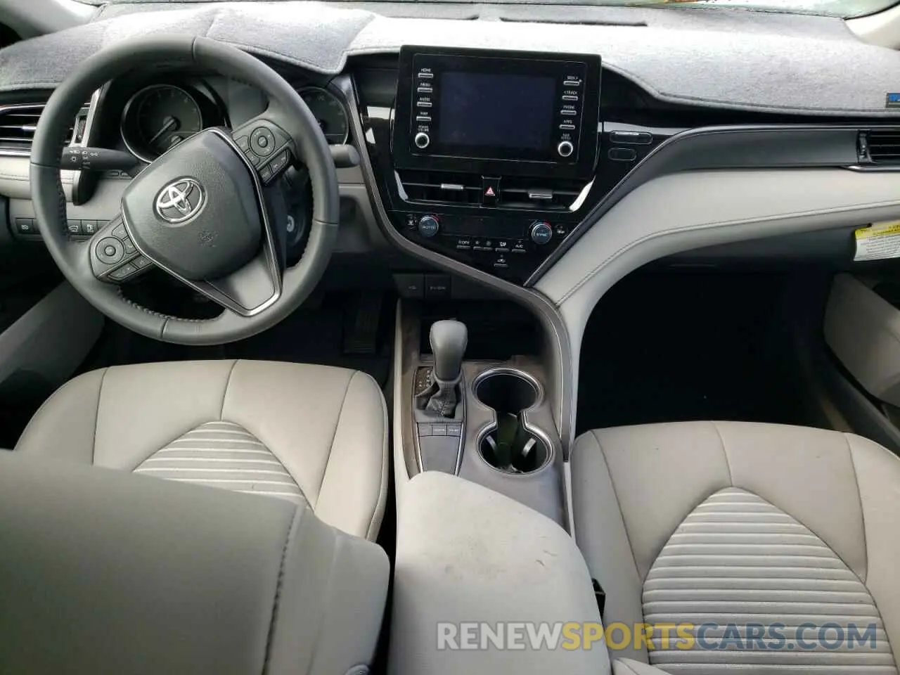8 Фотография поврежденного автомобиля 4T1G11AK1RU234795 TOYOTA CAMRY 2024