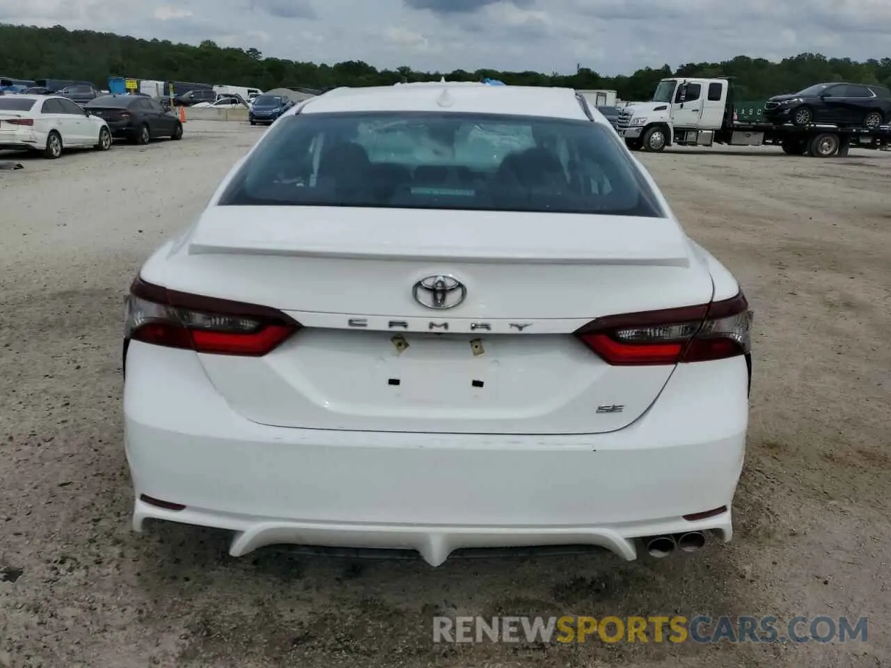 6 Photograph of a damaged car 4T1G11AK1RU256473 TOYOTA CAMRY 2024