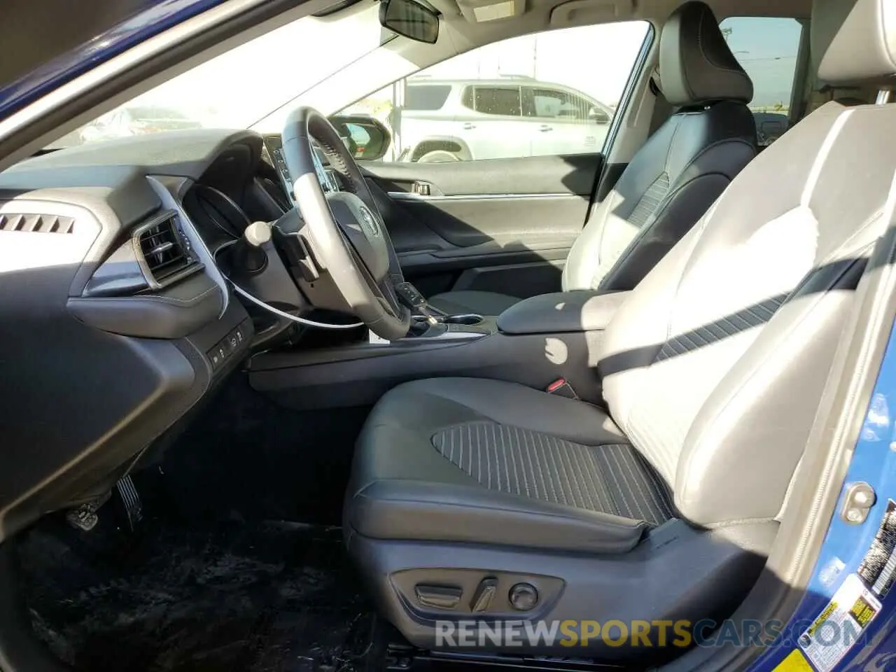 7 Photograph of a damaged car 4T1G11AK2RU211655 TOYOTA CAMRY 2024