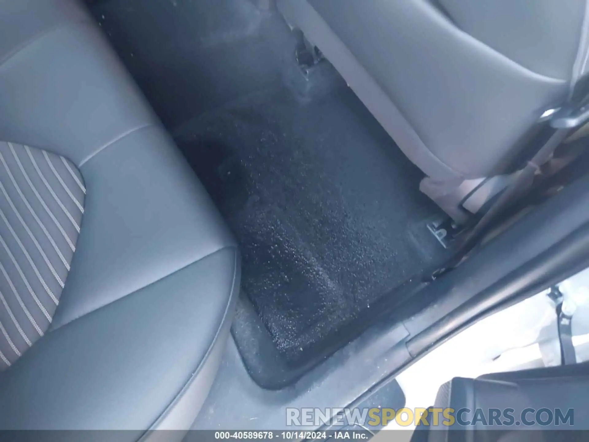 6 Photograph of a damaged car 4T1G11AK2RU258426 TOYOTA CAMRY 2024
