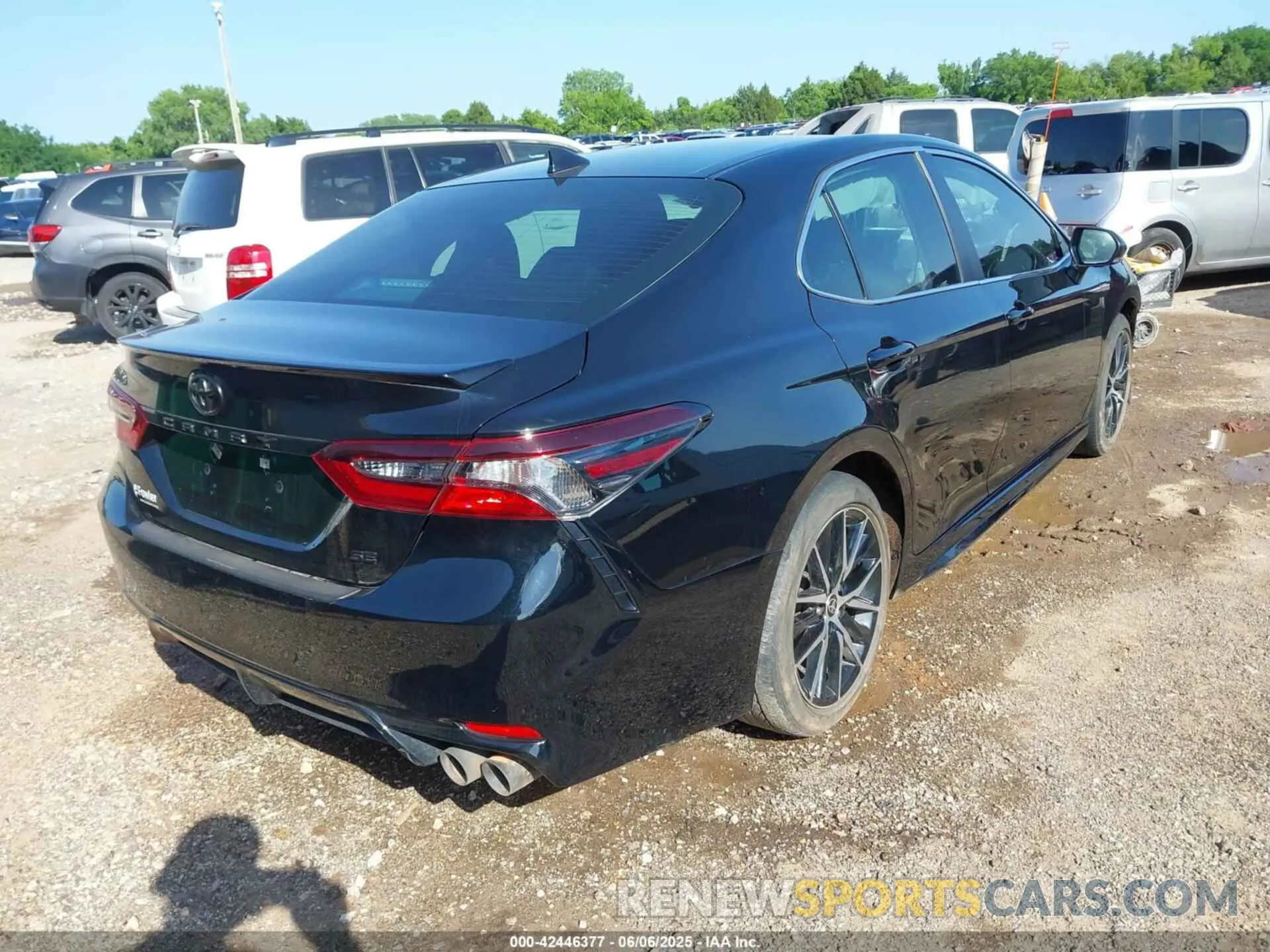 4 Photograph of a damaged car 4T1G11AK2RU262508 TOYOTA CAMRY 2024
