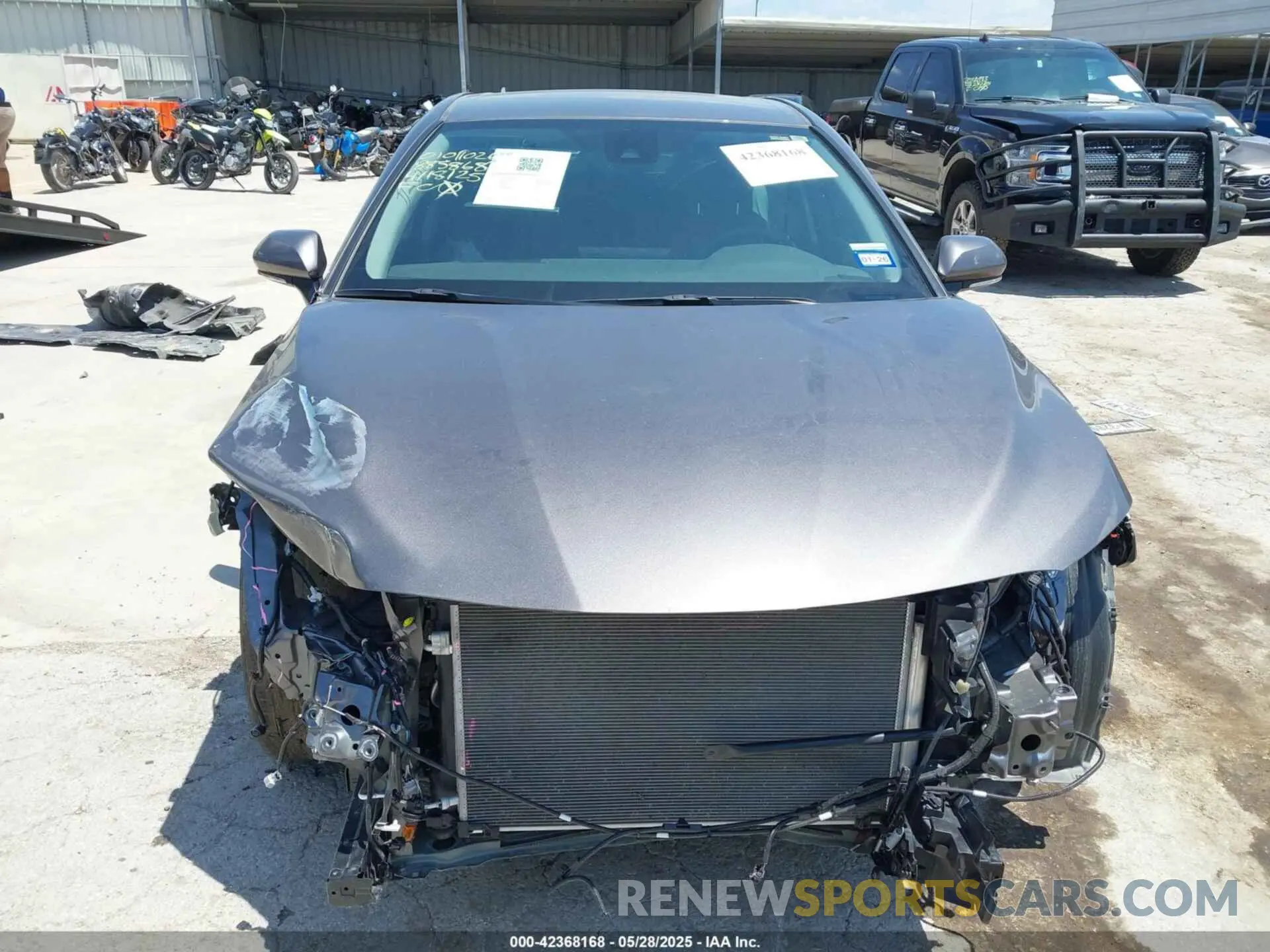 12 Фотография поврежденного автомобиля 4T1G11AK2RU885868 TOYOTA CAMRY 2024