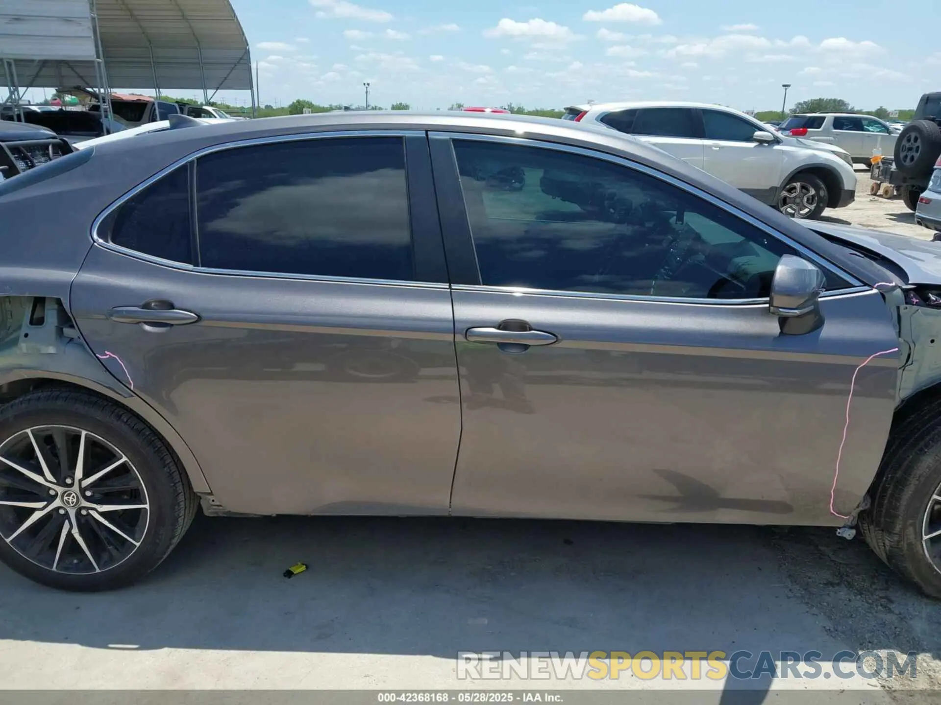 13 Фотография поврежденного автомобиля 4T1G11AK2RU885868 TOYOTA CAMRY 2024
