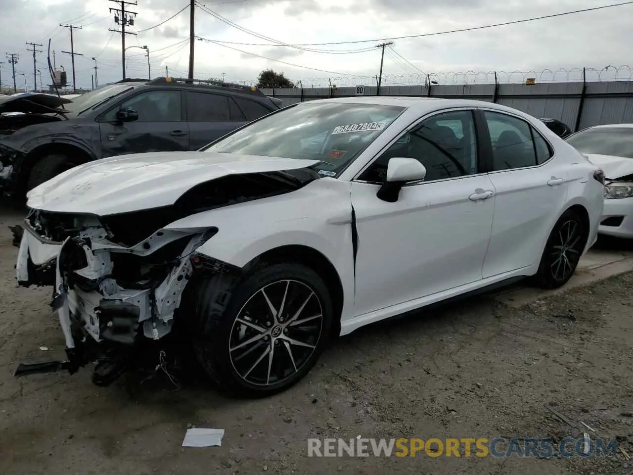 1 Photograph of a damaged car 4T1G11AK3RU230618 TOYOTA CAMRY 2024