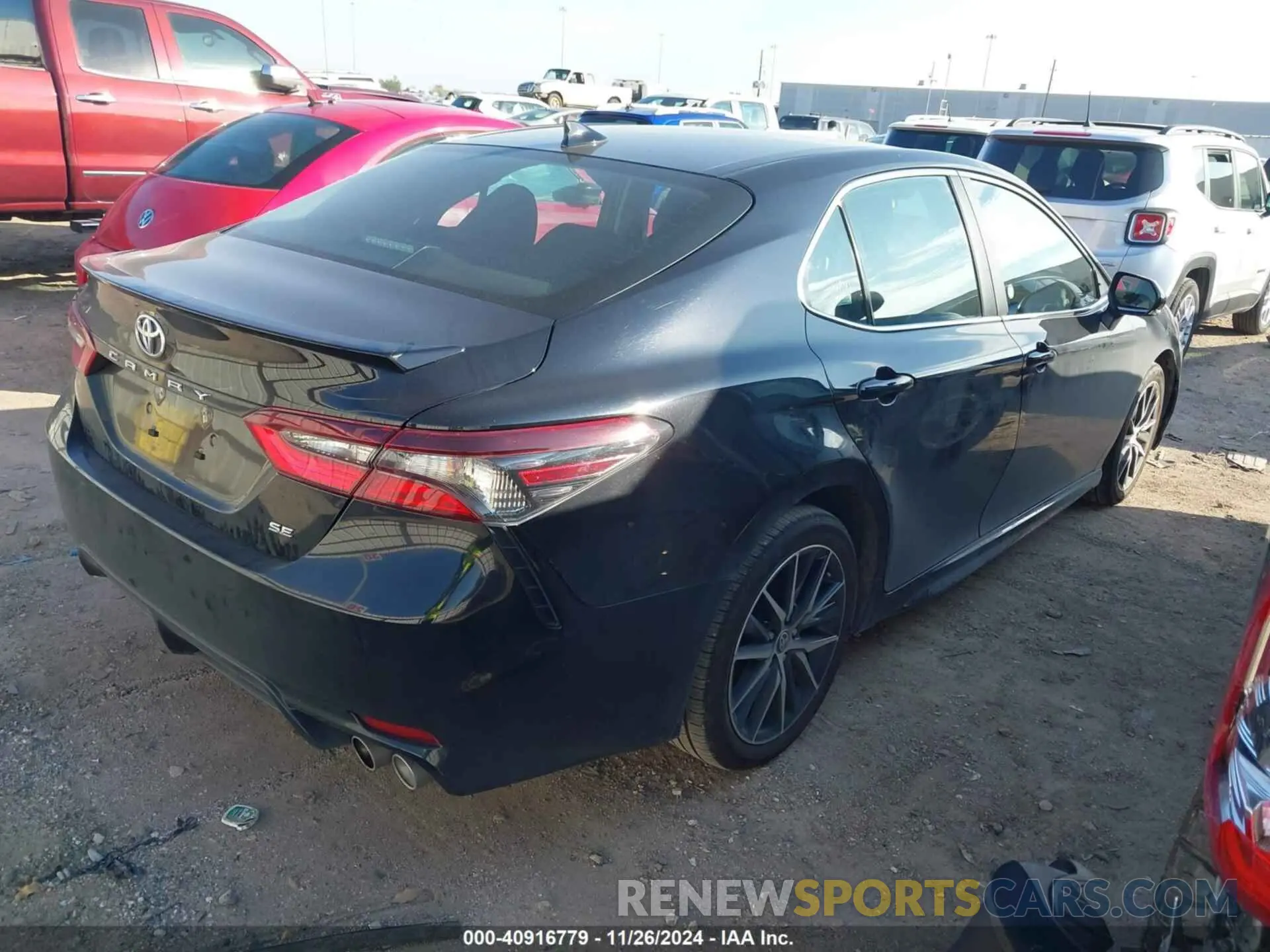 4 Фотография поврежденного автомобиля 4T1G11AK3RU890402 TOYOTA CAMRY 2024