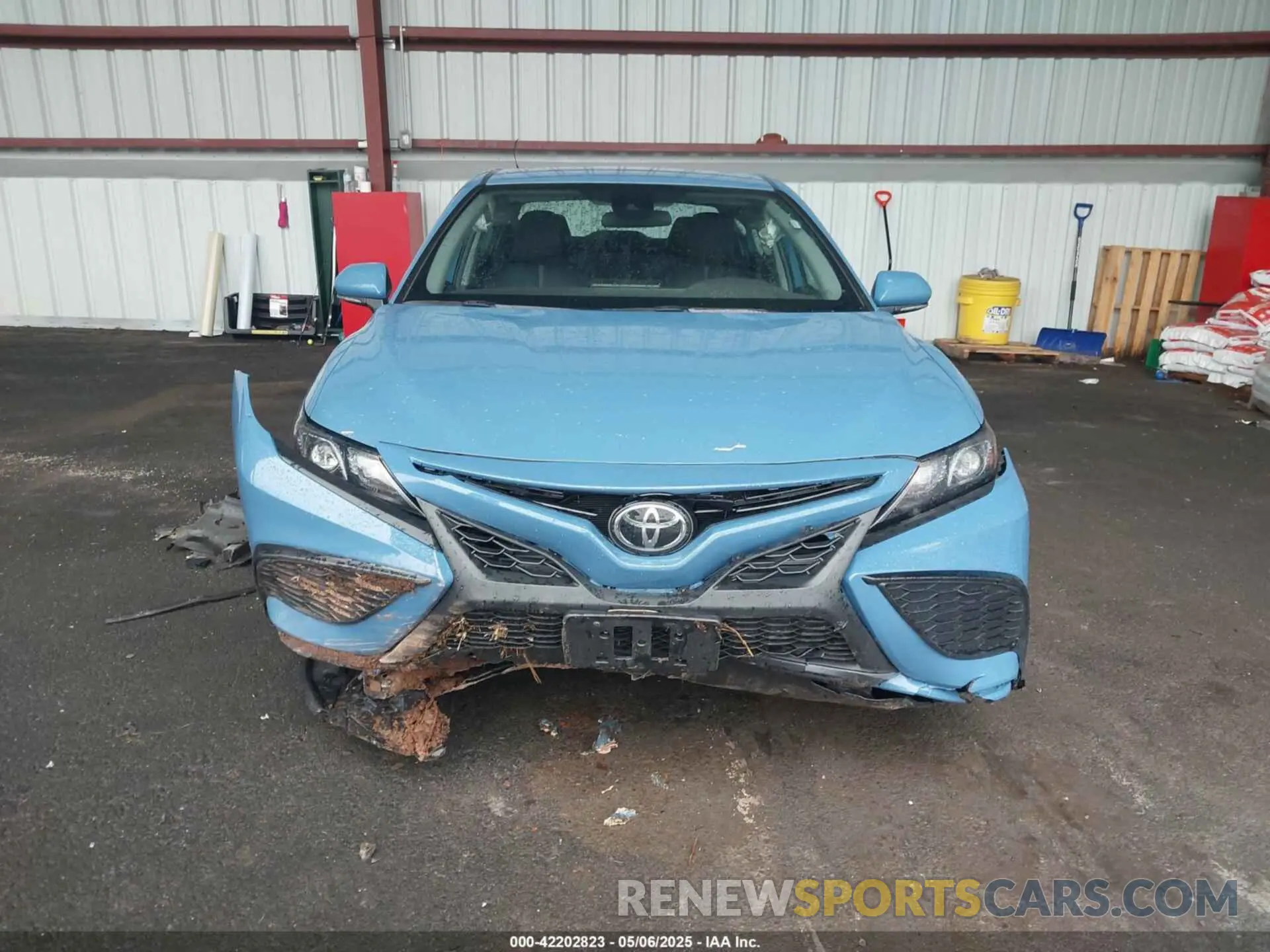12 Фотография поврежденного автомобиля 4T1G11AK4RU211270 TOYOTA CAMRY 2024
