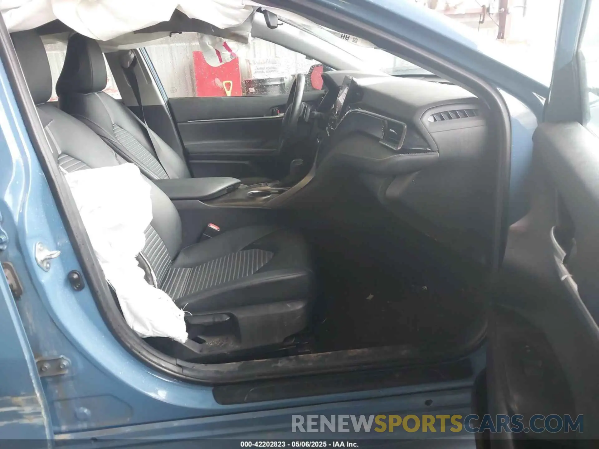 5 Фотография поврежденного автомобиля 4T1G11AK4RU211270 TOYOTA CAMRY 2024
