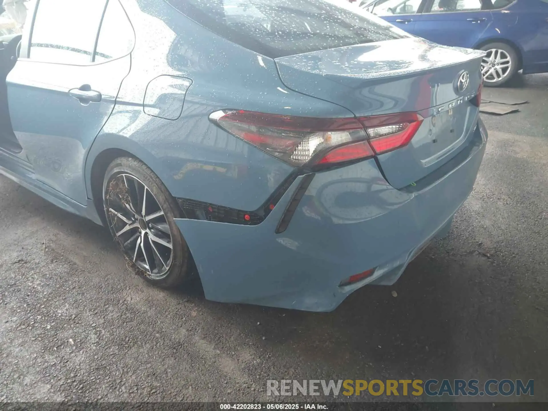 6 Фотография поврежденного автомобиля 4T1G11AK4RU211270 TOYOTA CAMRY 2024