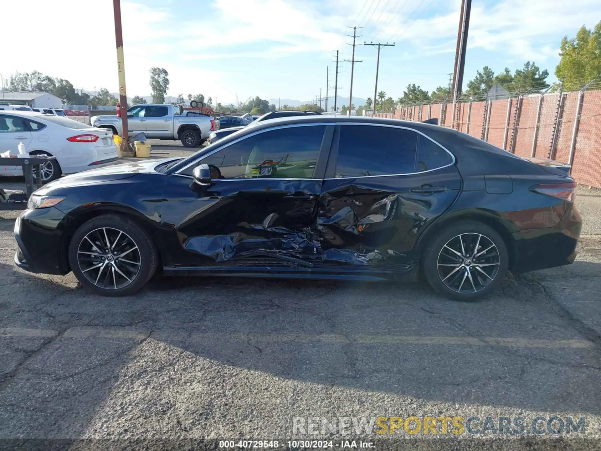 14 Фотография поврежденного автомобиля 4T1G11AK4RU853083 TOYOTA CAMRY 2024