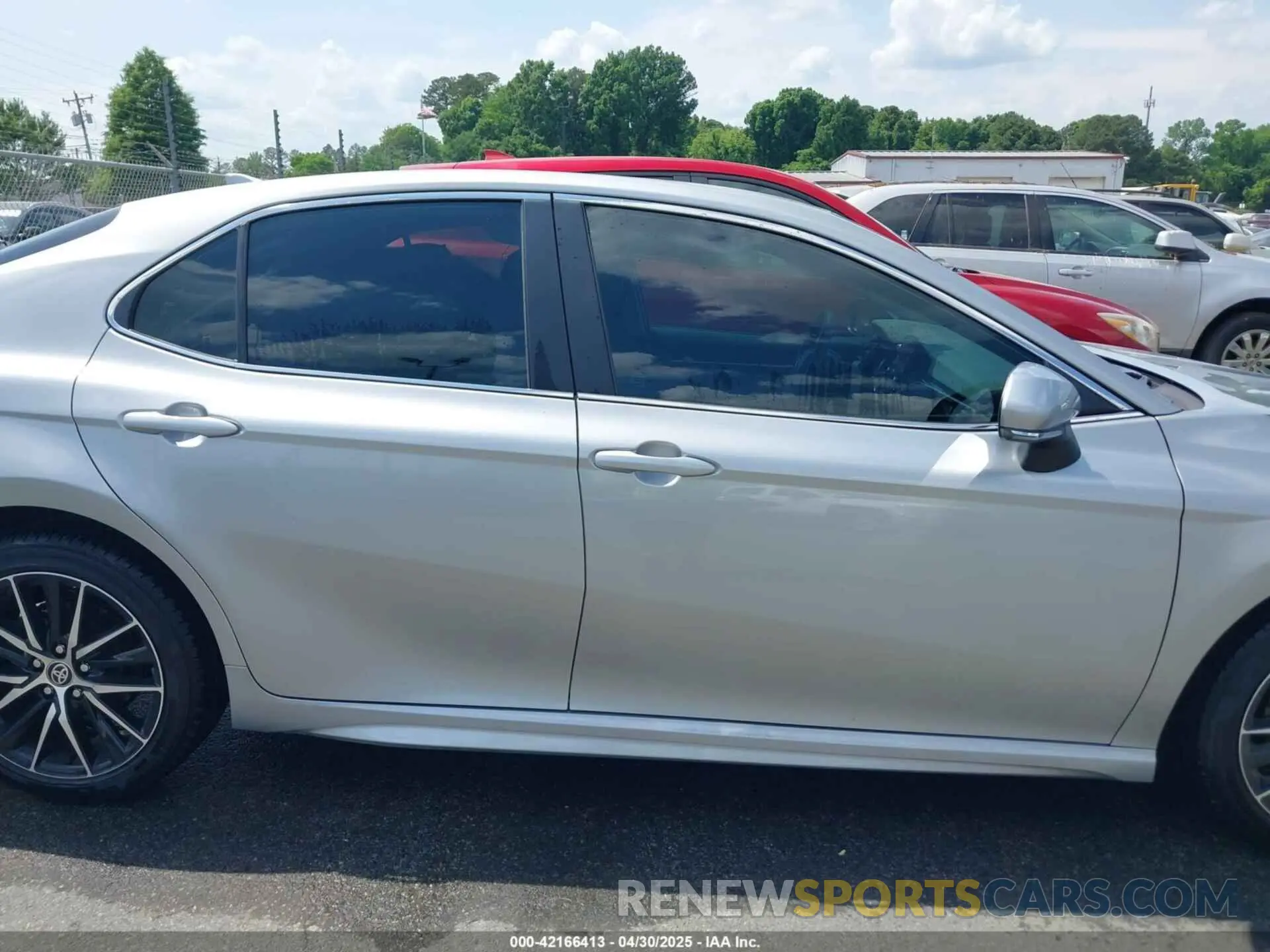 14 Photograph of a damaged car 4T1G11AK5RU213531 TOYOTA CAMRY 2024
