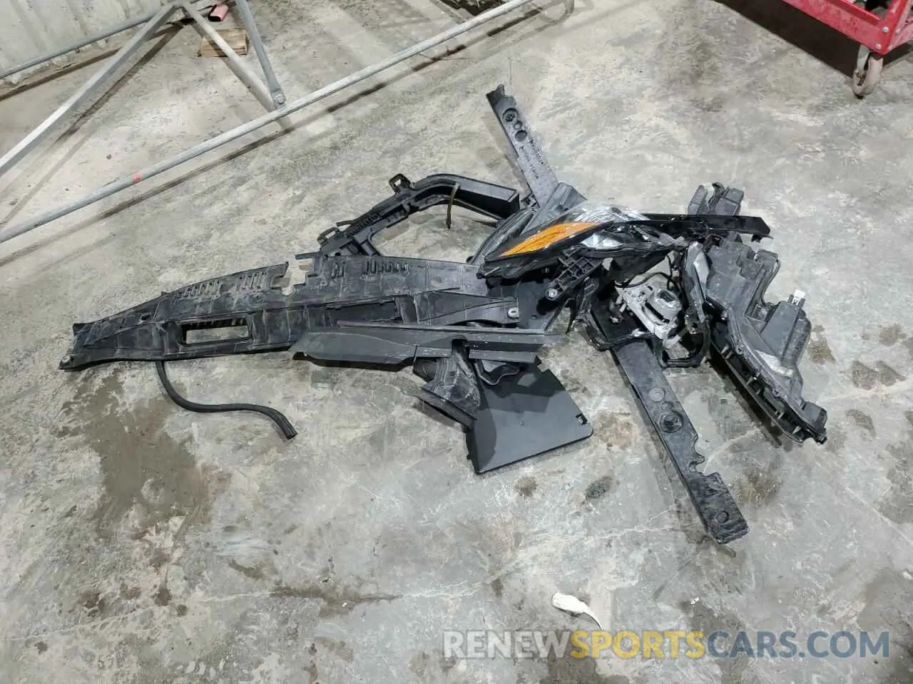12 Фотография поврежденного автомобиля 4T1G11AK5RU855232 TOYOTA CAMRY 2024