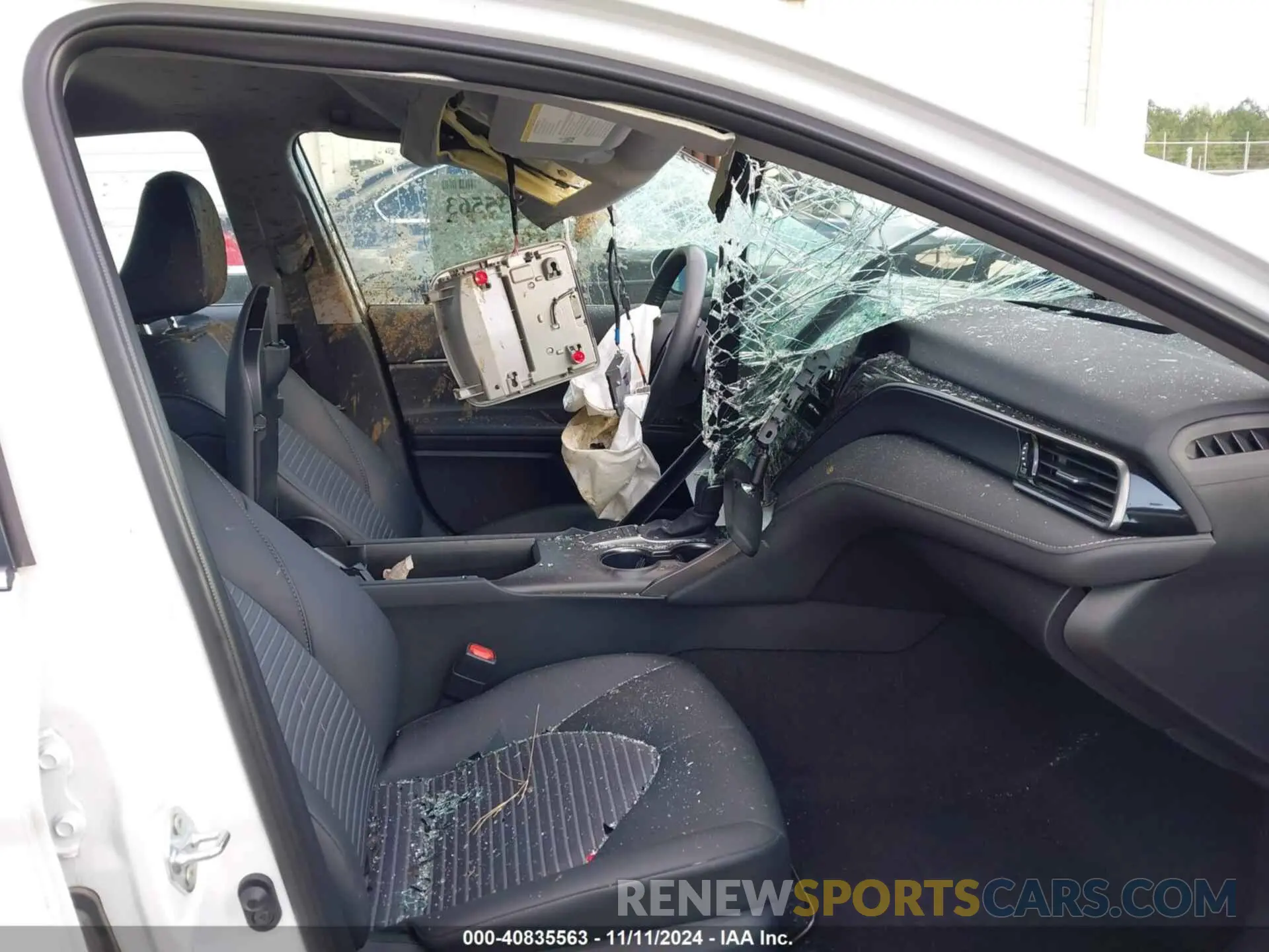 5 Photograph of a damaged car 4T1G11AK5RU886495 TOYOTA CAMRY 2024