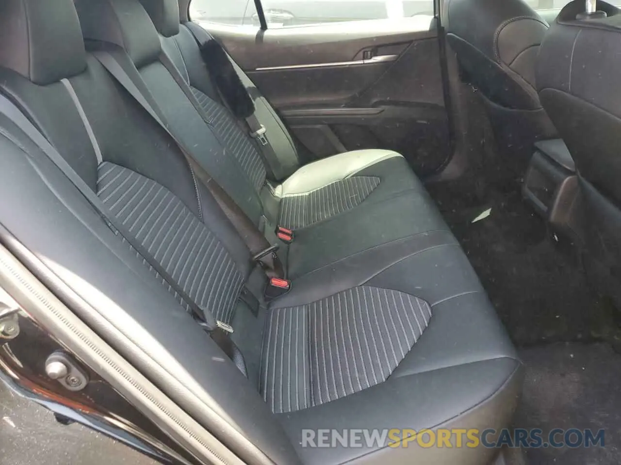 10 Фотография поврежденного автомобиля 4T1G11AK6RU190521 TOYOTA CAMRY 2024