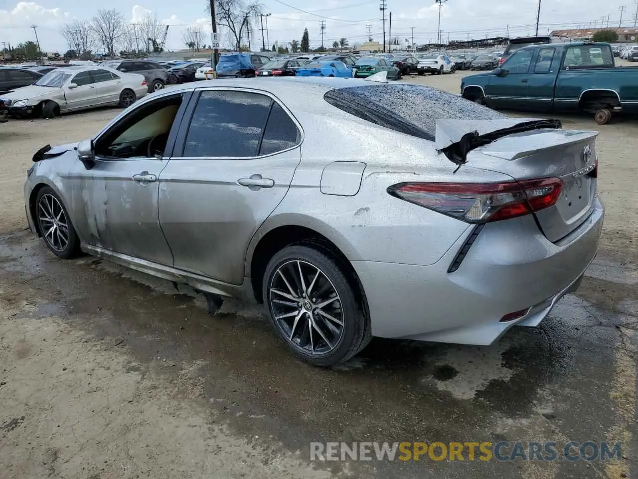 2 Фотография поврежденного автомобиля 4T1G11AK6RU859192 TOYOTA CAMRY 2024