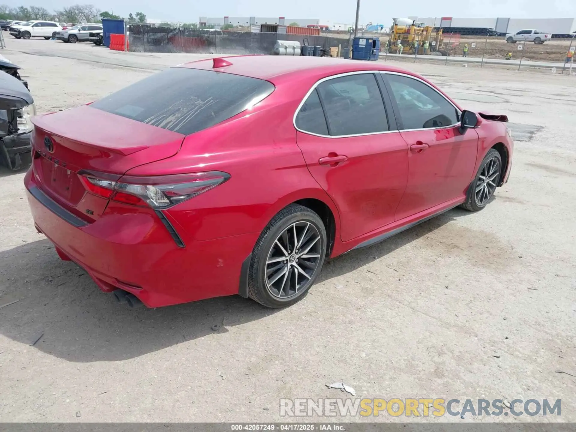 4 Фотография поврежденного автомобиля 4T1G11AK7RU200568 TOYOTA CAMRY 2024