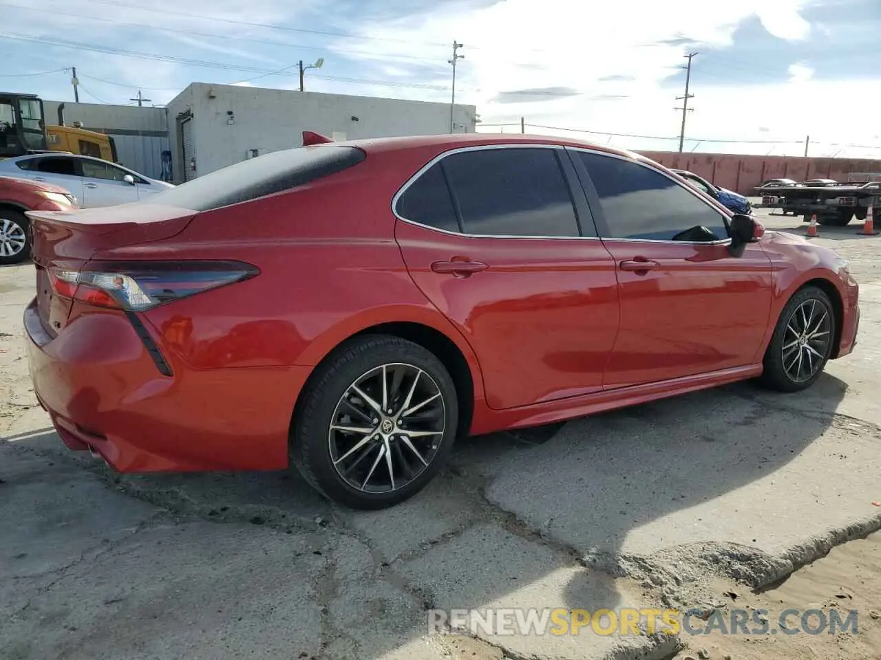 3 Фотография поврежденного автомобиля 4T1G11AK7RU220304 TOYOTA CAMRY 2024
