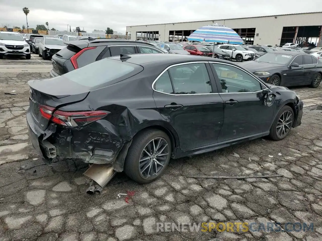 3 Фотография поврежденного автомобиля 4T1G11AK7RU252055 TOYOTA CAMRY 2024