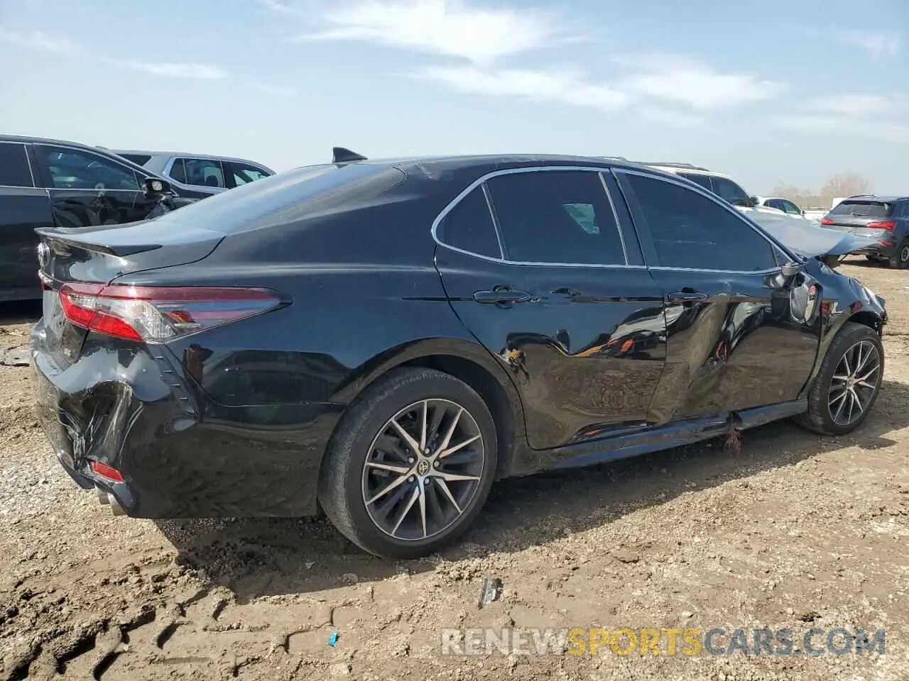 3 Фотография поврежденного автомобиля 4T1G11AK7RU921795 TOYOTA CAMRY 2024