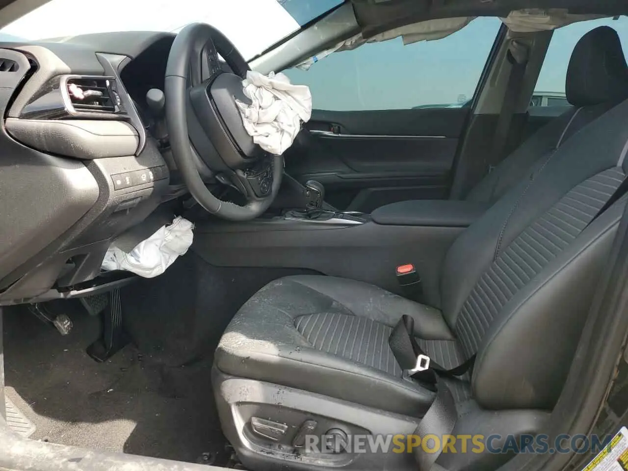 7 Фотография поврежденного автомобиля 4T1G11AK7RU921795 TOYOTA CAMRY 2024