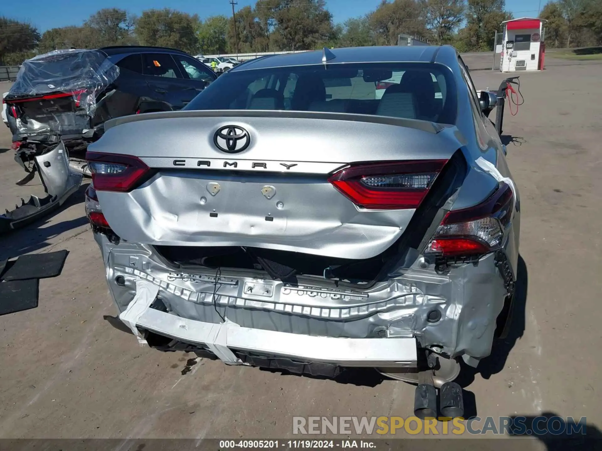 17 Photograph of a damaged car 4T1G11AK8RU195672 TOYOTA CAMRY 2024