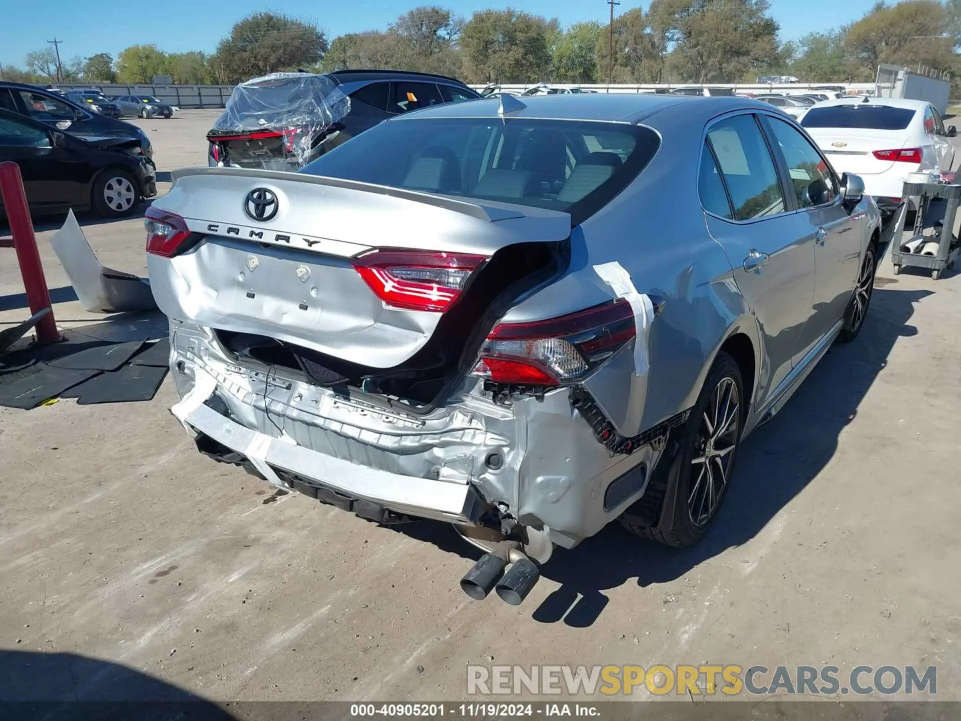 4 Photograph of a damaged car 4T1G11AK8RU195672 TOYOTA CAMRY 2024