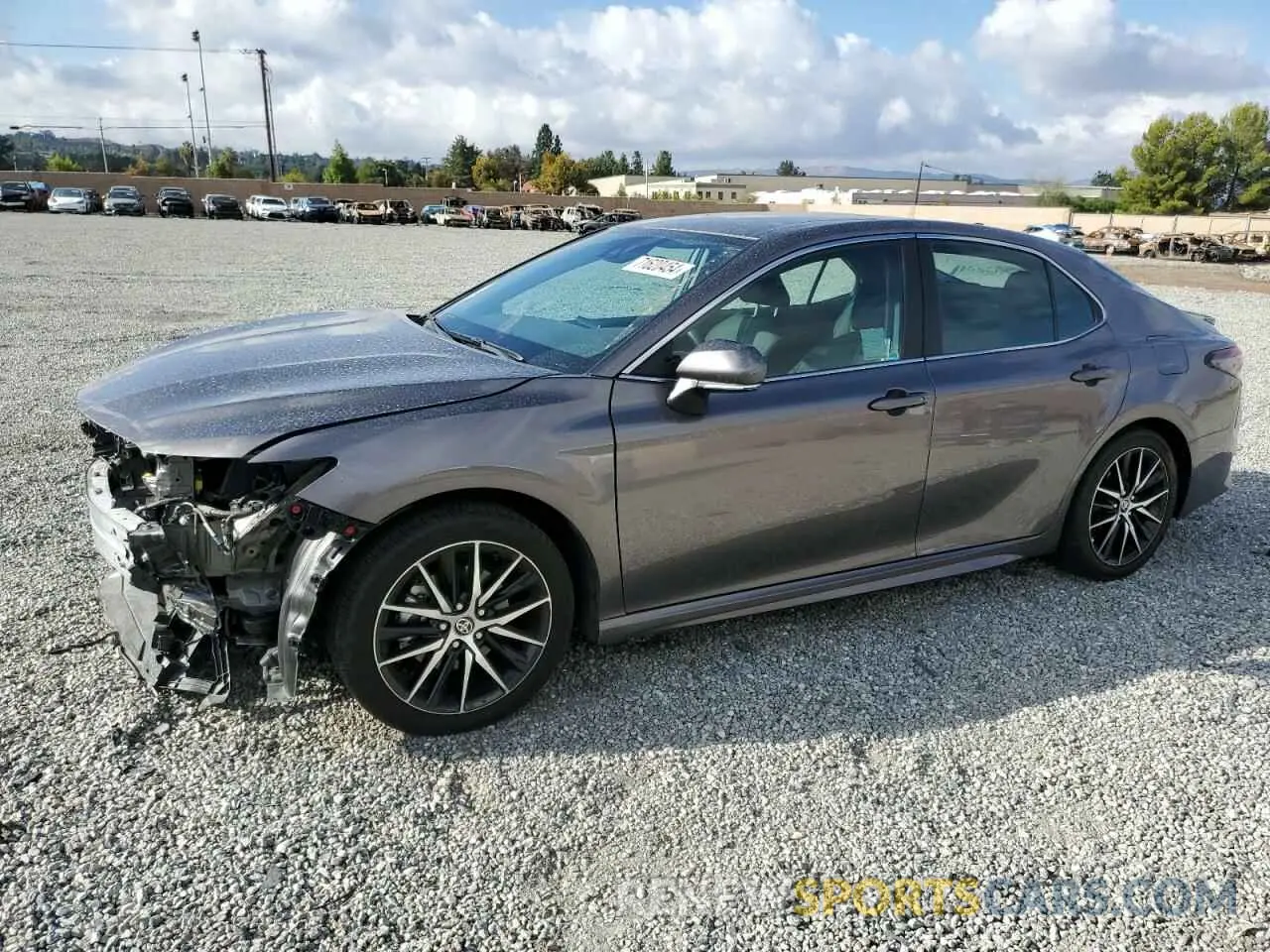 1 Photograph of a damaged car 4T1G11AK8RU227357 TOYOTA CAMRY 2024