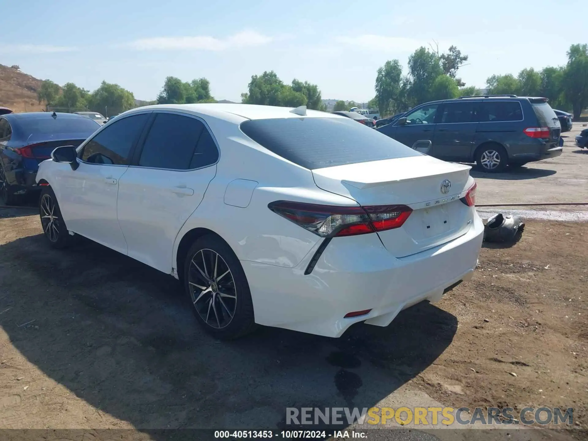 3 Фотография поврежденного автомобиля 4T1G11AK8RU232655 TOYOTA CAMRY 2024