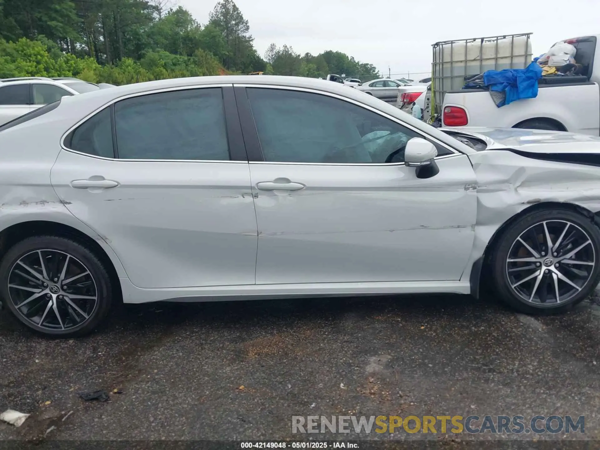 14 Photograph of a damaged car 4T1G11AK9RU217369 TOYOTA CAMRY 2024