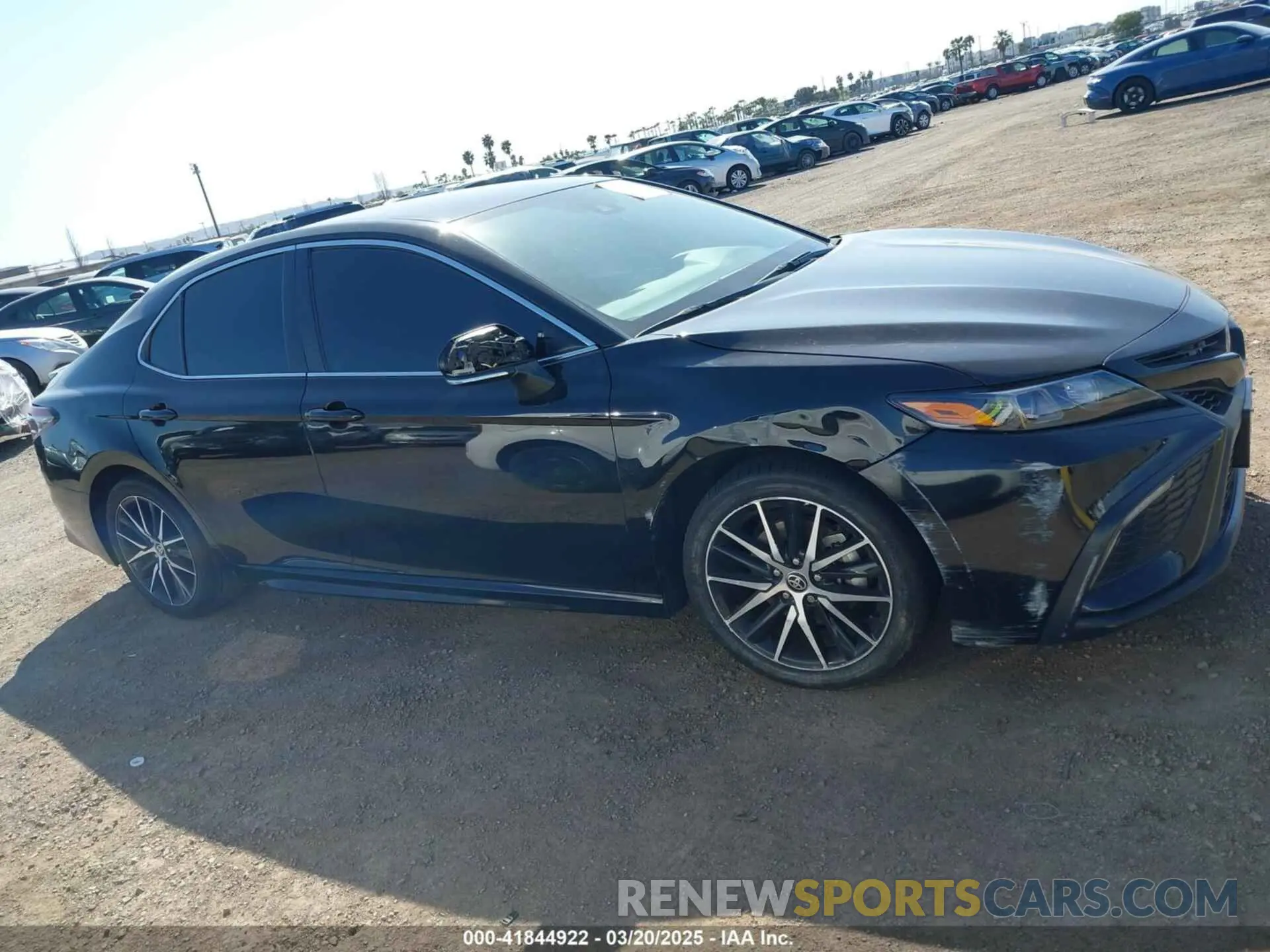 12 Фотография поврежденного автомобиля 4T1G11AK9RU240229 TOYOTA CAMRY 2024