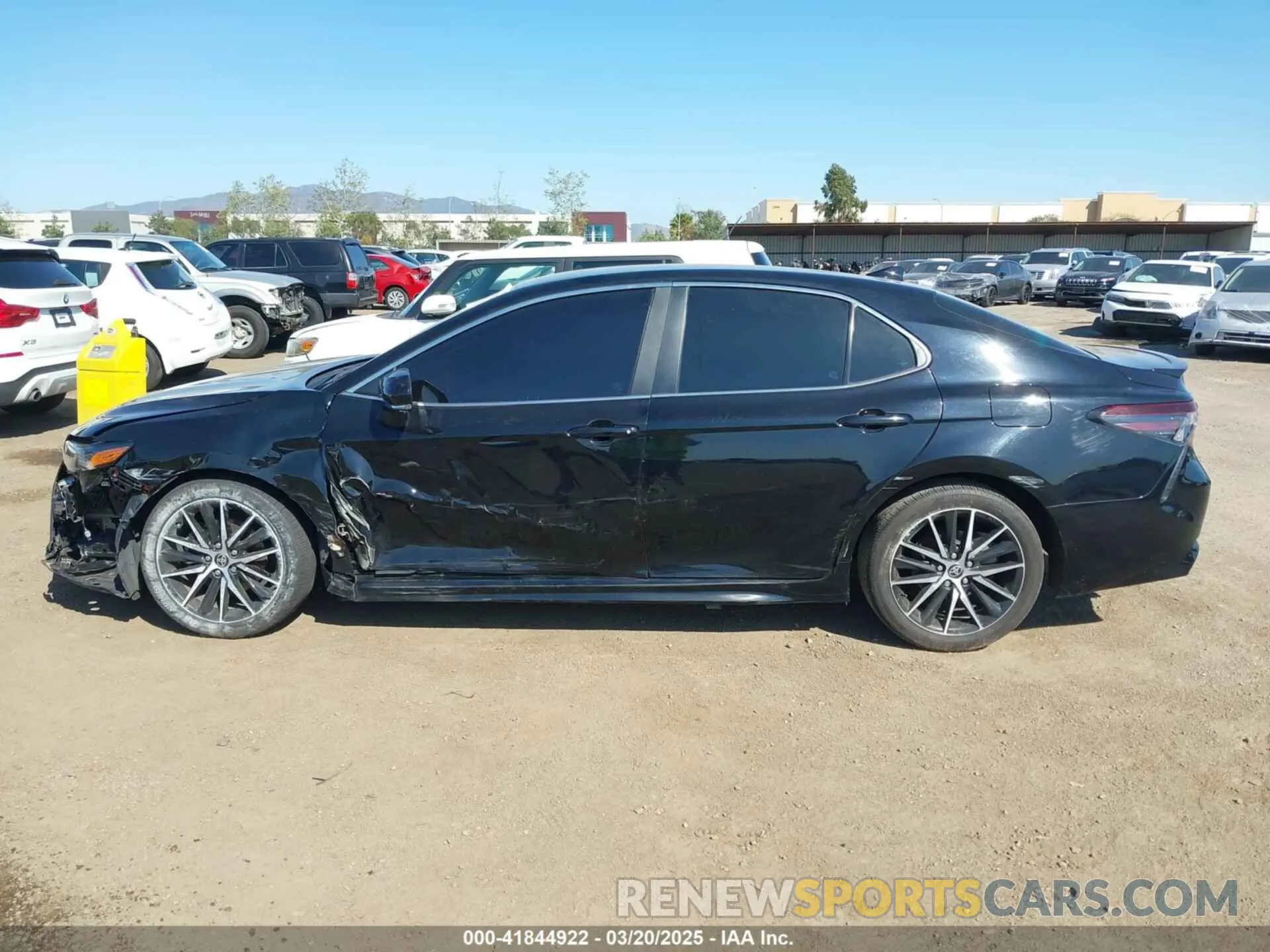 13 Фотография поврежденного автомобиля 4T1G11AK9RU240229 TOYOTA CAMRY 2024