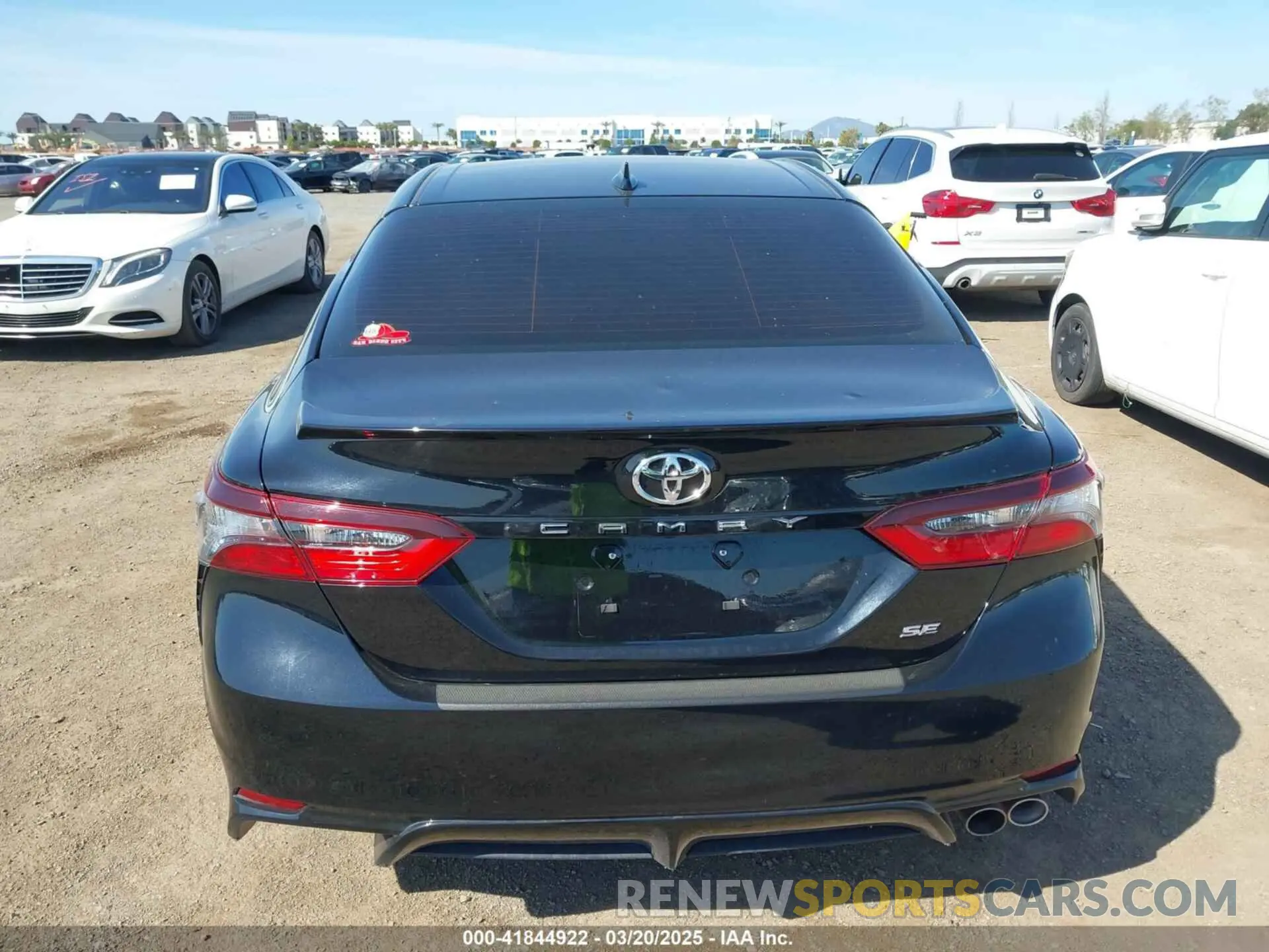 15 Фотография поврежденного автомобиля 4T1G11AK9RU240229 TOYOTA CAMRY 2024