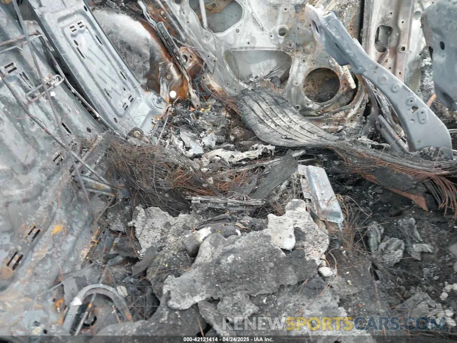 8 Фотография поврежденного автомобиля 4T1G11AK9RU872518 TOYOTA CAMRY 2024