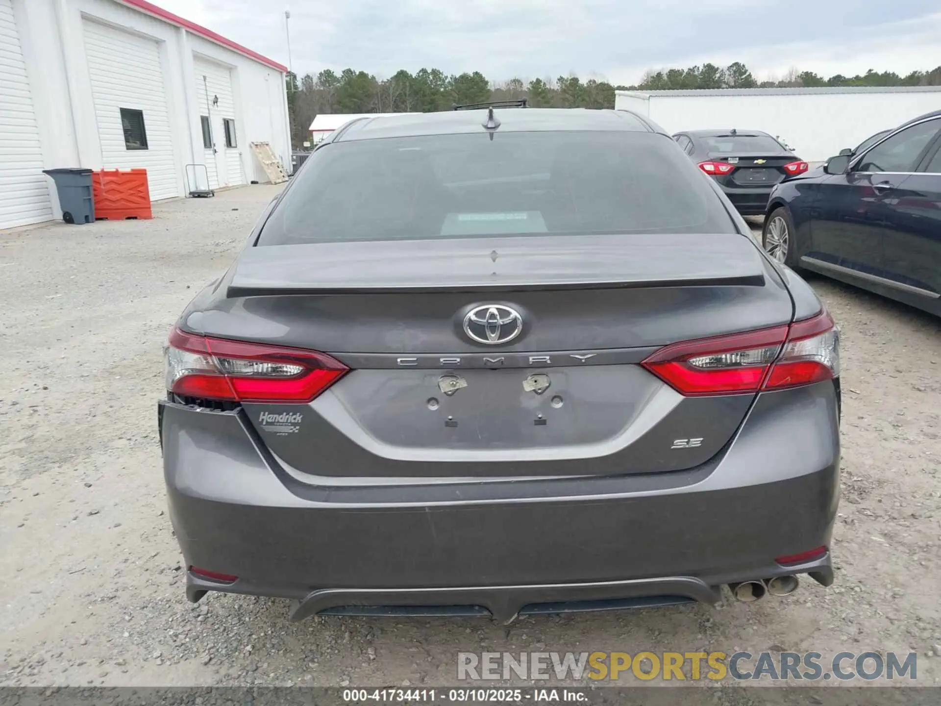 17 Photograph of a damaged car 4T1G11AK9RU918896 TOYOTA CAMRY 2024