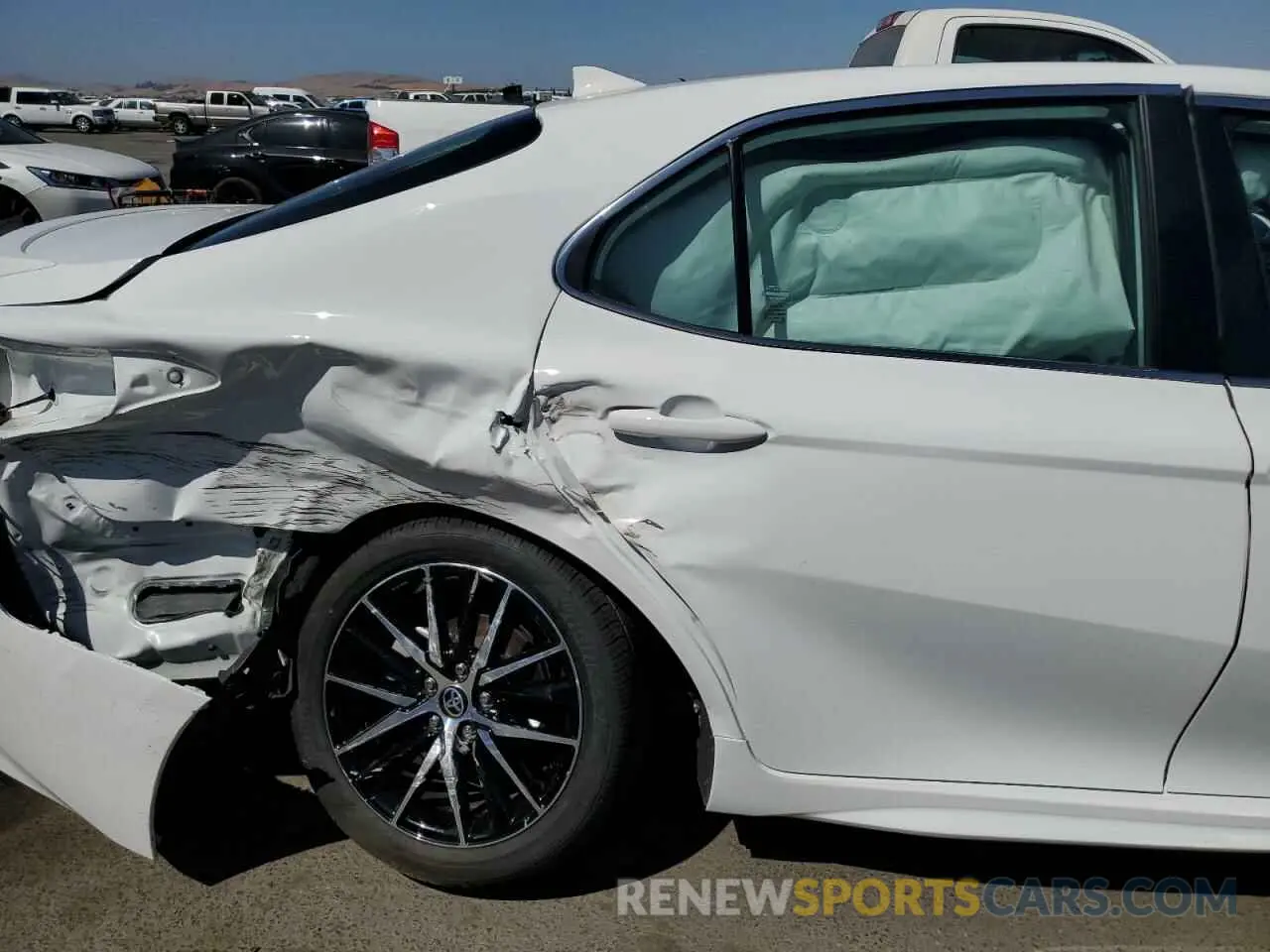 10 Photograph of a damaged car 4T1G11AKXRU888551 TOYOTA CAMRY 2024